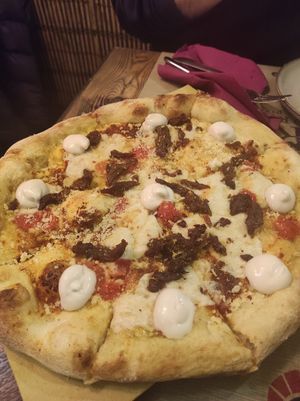 Pizza bomba (4 formaggi con nduja) at Rifugio Romano in Rome