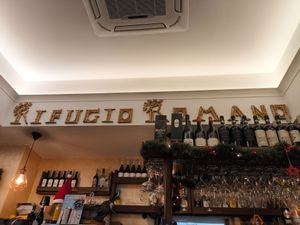 Locale at Rifugio Romano in Rome