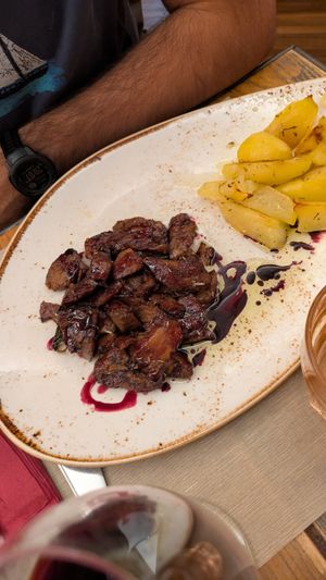 Seitan alla scacciatora at Rifugio Romano in Rome