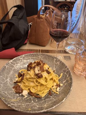 Spaghetti alla carbonara- BAD  at Rifugio Romano in Rome
