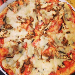 “Sausage” and mushroom at Rifugio Romano in Rome