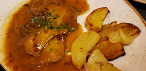 Seitan scallopine w red pepper sauce at Rifugio Romano in Rome