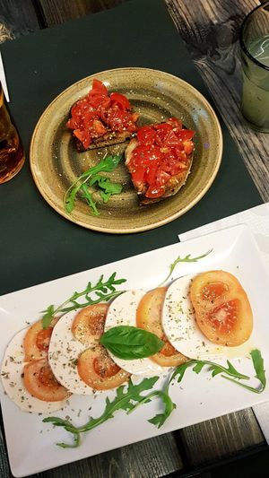 Bruschetta & Caprese at Rifugio Romano in Rome