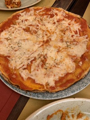 Vegan Margherita  at Rifugio Romano in Rome