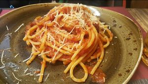Pasta at Rifugio Romano in Rome