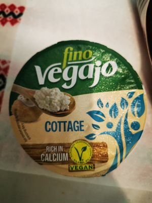 Vegan cottage cheese at Bulk Shop in Budapest