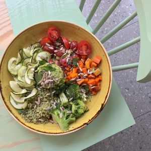 Vegan Vitality Bowl at PLUS in Ghent