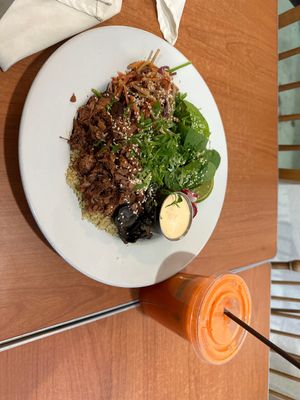 Buddy bowl and immunity smoothie  at Cafe Wylde in Everett