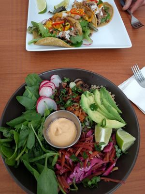 Jackfruit salad & tacos at Cafe Wylde in Everett
