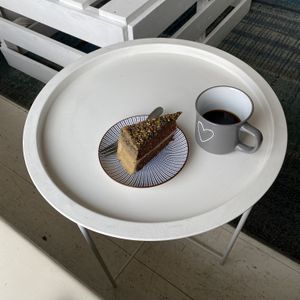 pistachio cake(gluten free) & batch brew  at Herbivore in Prague