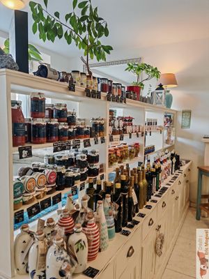 GRocery at Herbivore in Prague