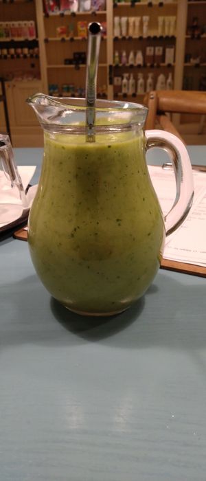 Grünes Paradies. at Herbivore in Prague