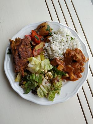 Delicious buffet (: at Herbivore in Prague