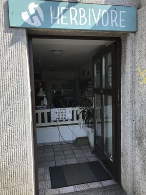 Front at Herbivore in Prague