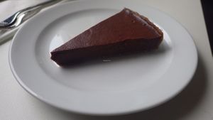 Raw chocolate orange cake at Suesser WOLZ in Berlin