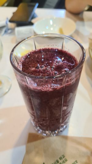  at Loving Hut Land - 러빙헛랜드 in Seoul