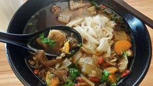 beef Noodles soup  at VegCafe in Central Singapore