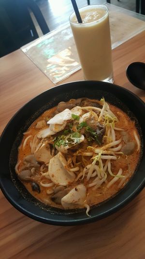 laksa  at VegCafe in Central Singapore