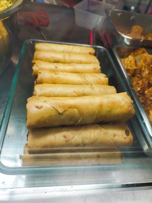 Crunchy popiah at Su Yuan Vegetarian 素缘 - Telok Blangah in Central Singapore