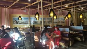 Inside at Hoa Nguyen in Westminster