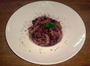 Macarrones con ragu y salchichas de Tofu at El Jardin de Las Palomas in Pilar De La Horadada