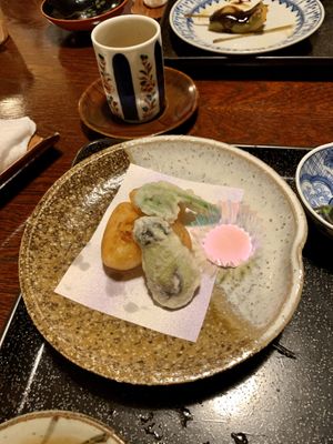 Amazing potato and plum salt at Motoyu Kansuiro in Hakone