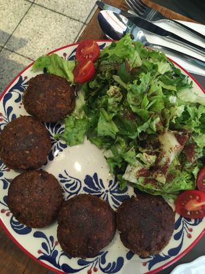 Meatballs at Muhtelif Mekan in Istanbul