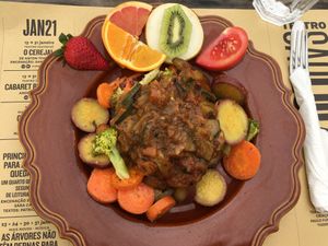 Carrots, sweet potato and brocoli "salad" topped with vegetable curry  at Agua no Bico in Lisbon