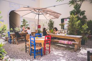 Esplanade at Agua no Bico in Lisbon