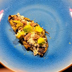  at Ali Pacha in La Paz