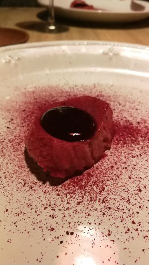 Strawberry foam at Ali Pacha in La Paz