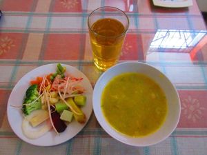 Menu 1: Salad, Soup, Drink at Buena Salud in Trujillo
