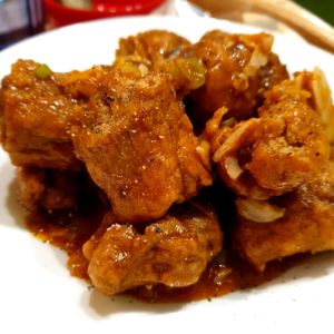 soy chicken with garlic chillies at DalYang - Sweet Kitten 달냥 in Seoul