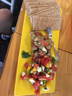 Avocado tomato salsa and chips at DalYang - Sweet Kitten 달냥 in Seoul