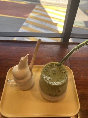 Matcha and soft serve   at DalYang - Sweet Kitten 달냥 in Seoul