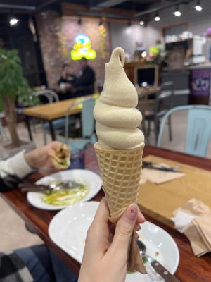 Soy soft serve🍦   at DalYang - Sweet Kitten 달냥 in Seoul