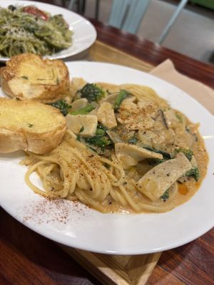 Carbonara   at DalYang - Sweet Kitten 달냥 in Seoul