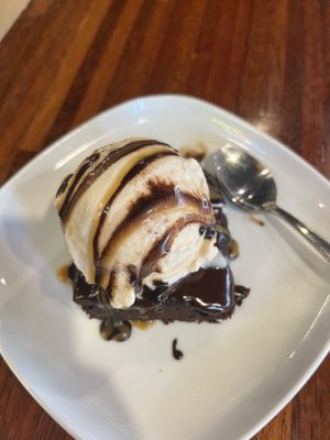 Brownie   at DalYang - Sweet Kitten 달냥 in Seoul