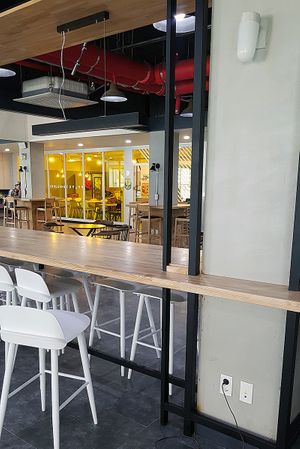 Exterior view of location, cafe located inside the building - ground floor lobby at DalYang - Sweet Kitten 달냥 in Seoul