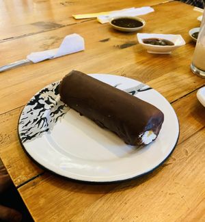 Chocorol con crema de coco y piña  at ELK Bistro Deli & Bakery in Mexico City