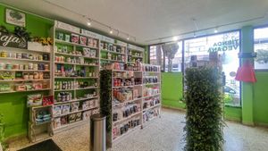 grocery at ELK Bistro Deli & Bakery in Mexico City