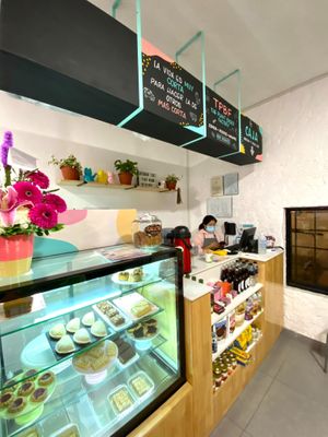 Postres 100% veganos todos los días at The Plant Based Factory in Miraflores