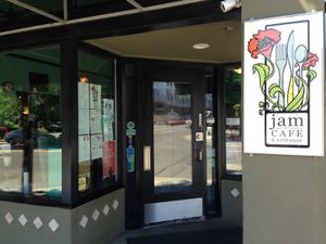 entrance at Jam on Hawthorne in Portland