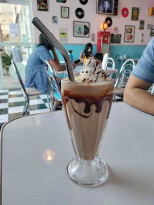 Snickers shake with really good cream on top at Comet 984 in Playa Del Carmen