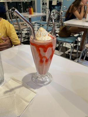 Best milkshake 🌱❤️😋 at Comet 984 in Playa Del Carmen