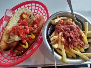 Hot dog and loaded fried at Comet 984 in Playa Del Carmen
