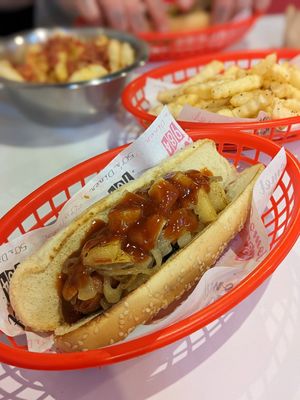 BBQ dog at Comet 984 in Playa Del Carmen