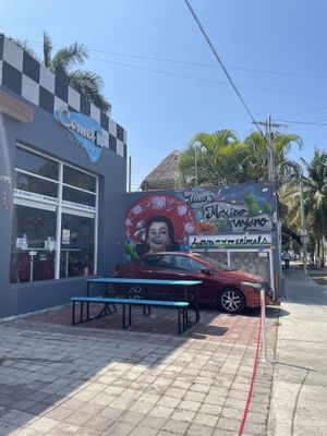 ❤️🍃  at Comet 984 in Playa Del Carmen