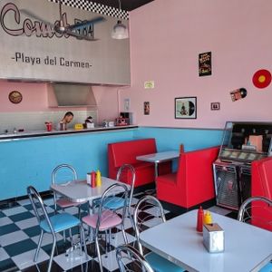 inside Comet984 50's Diner at Comet 984 in Playa Del Carmen