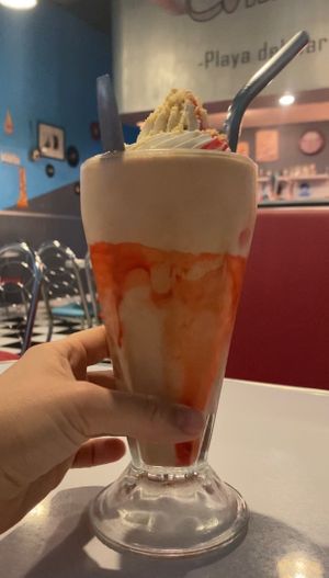 PB& milkshake  at Comet 984 in Playa Del Carmen